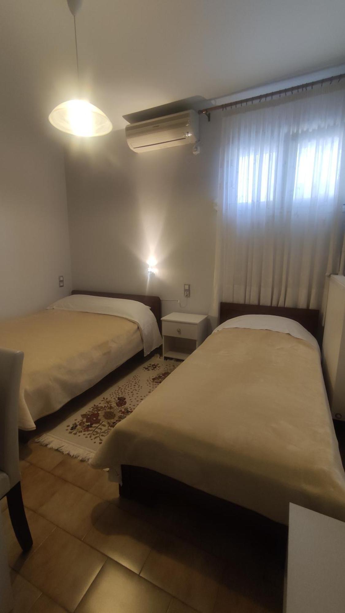 Eleni'S Rooms Ioannina Exterior foto